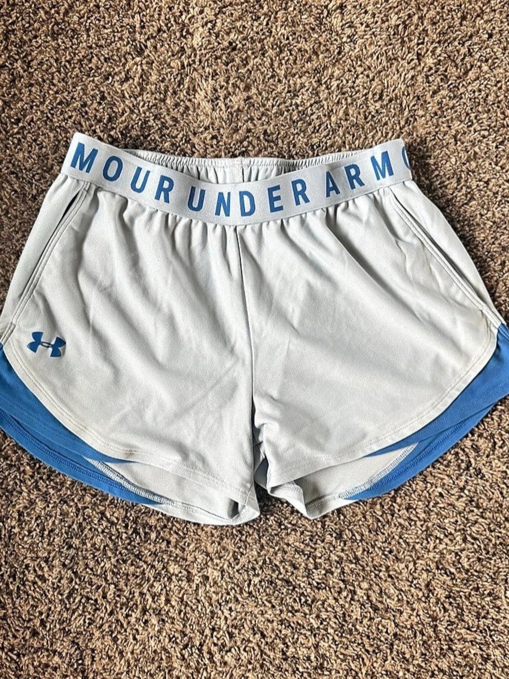 Under Armour Shorts Womens Medium Blue White Athletic Outdoors Running Ladies A6